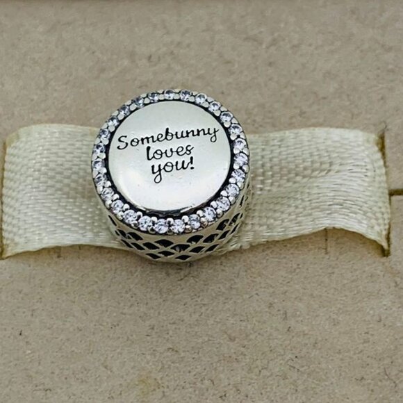 🔥🔥Pandora Some Bunny Loves You Charm Bead Charm - Picture 4 of 4